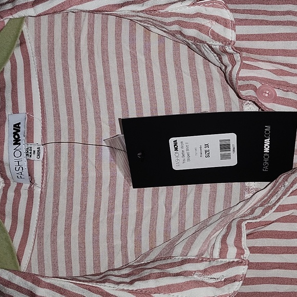 Women's Button Down Blouse - Picture 2 of 5